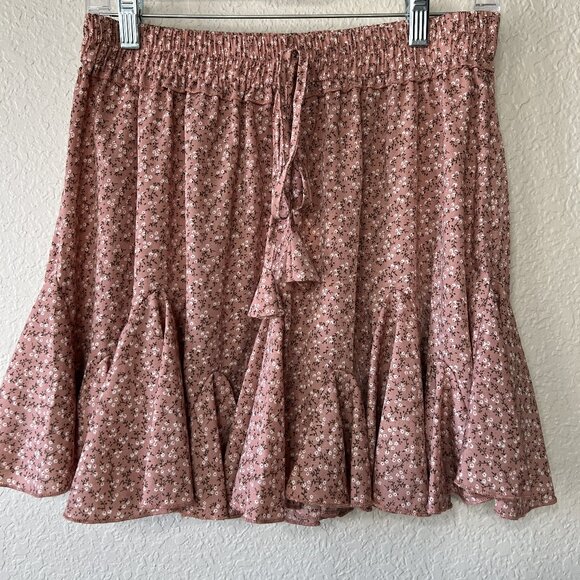 Umgee Dresses & Skirts - Umgee Size Sm Pink Floral Mini Skirt Ruffle Swing Boho Fun Flirty Coastal